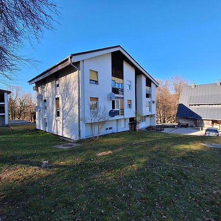 Apartment Yoya Plitvička Jezera Eksteriør billede