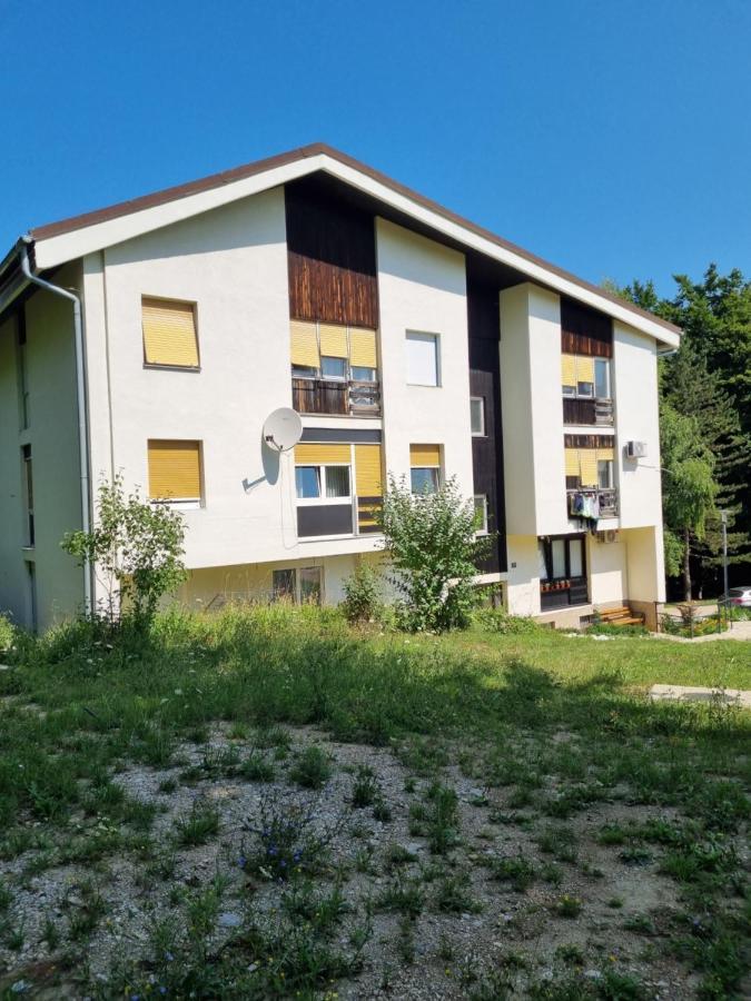 Apartment Yoya Plitvička Jezera Eksteriør billede