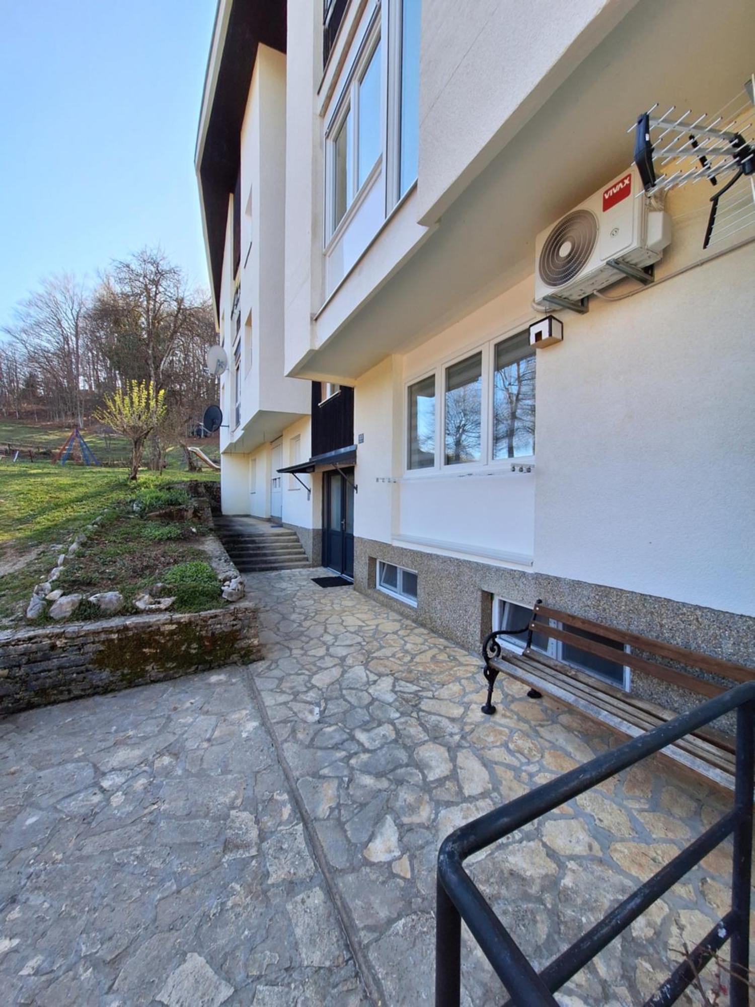 Apartment Yoya Plitvička Jezera Eksteriør billede